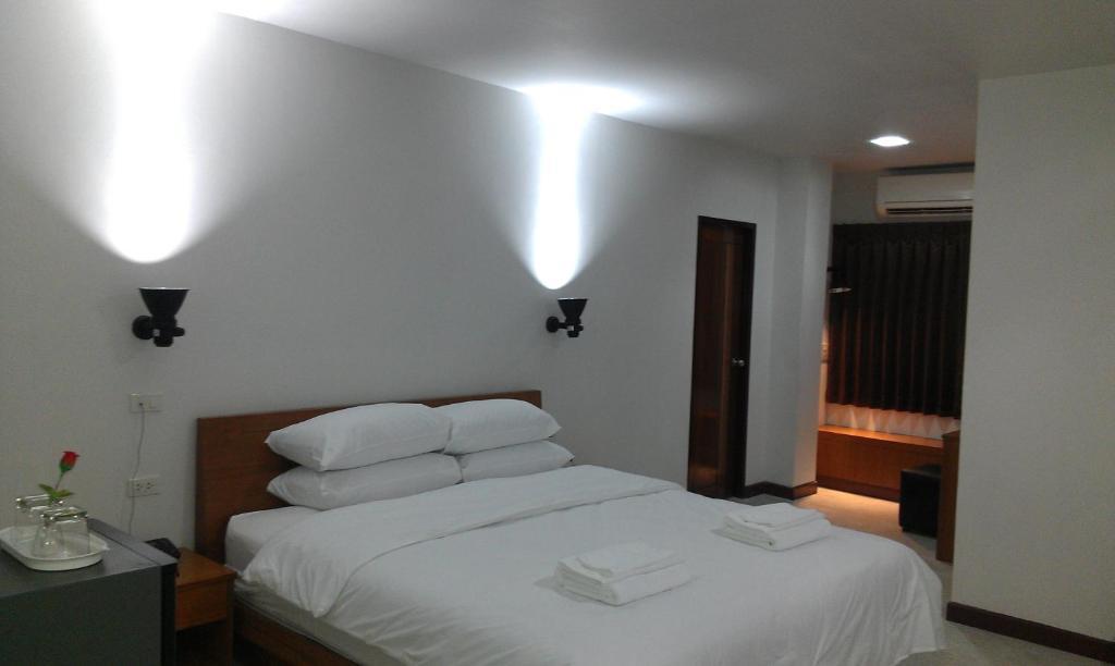 The Nook Pratunam Bangkok Room photo