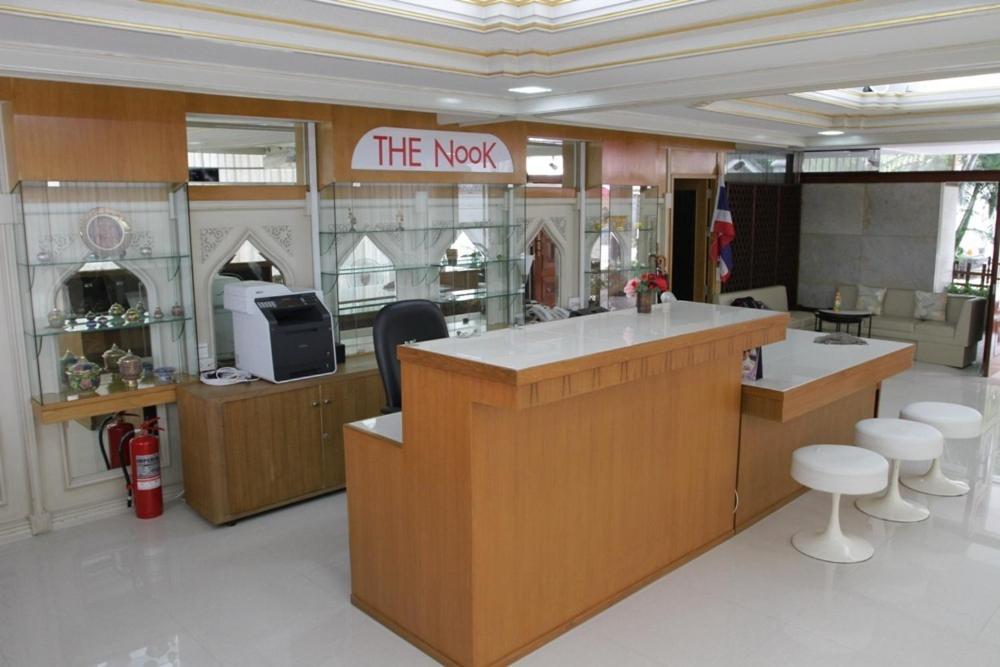 The Nook Pratunam Bangkok Exterior photo